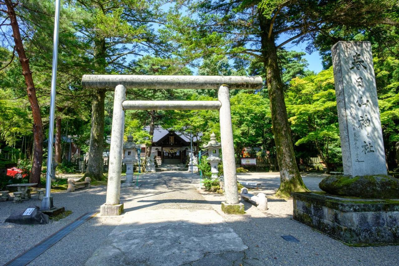Oyo Joetsu City Hotel Kasugayama Екстер'єр фото