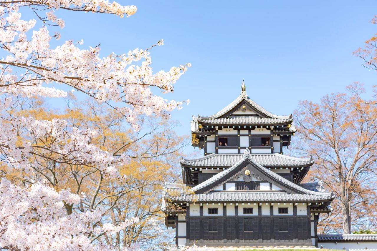 Oyo Joetsu City Hotel Kasugayama Екстер'єр фото