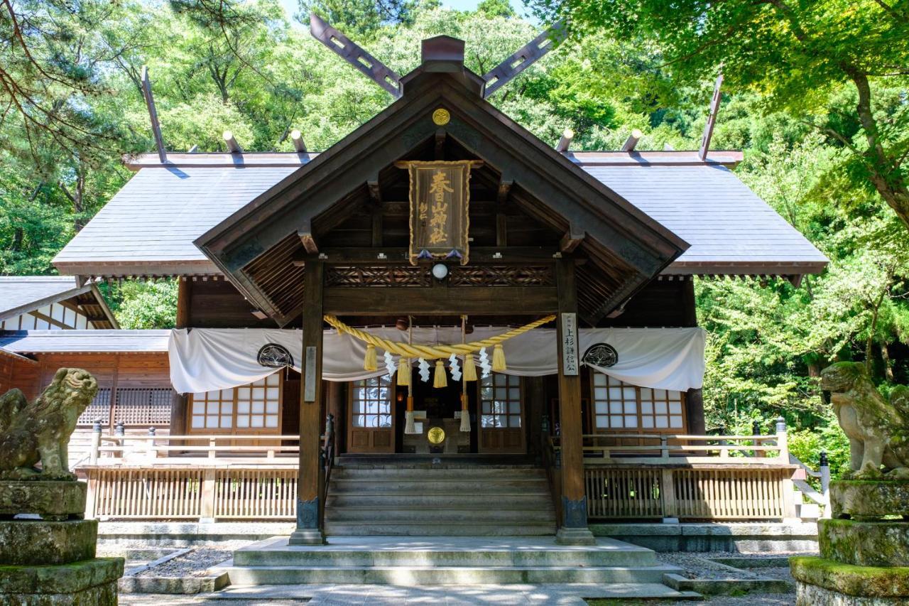 Oyo Joetsu City Hotel Kasugayama Екстер'єр фото