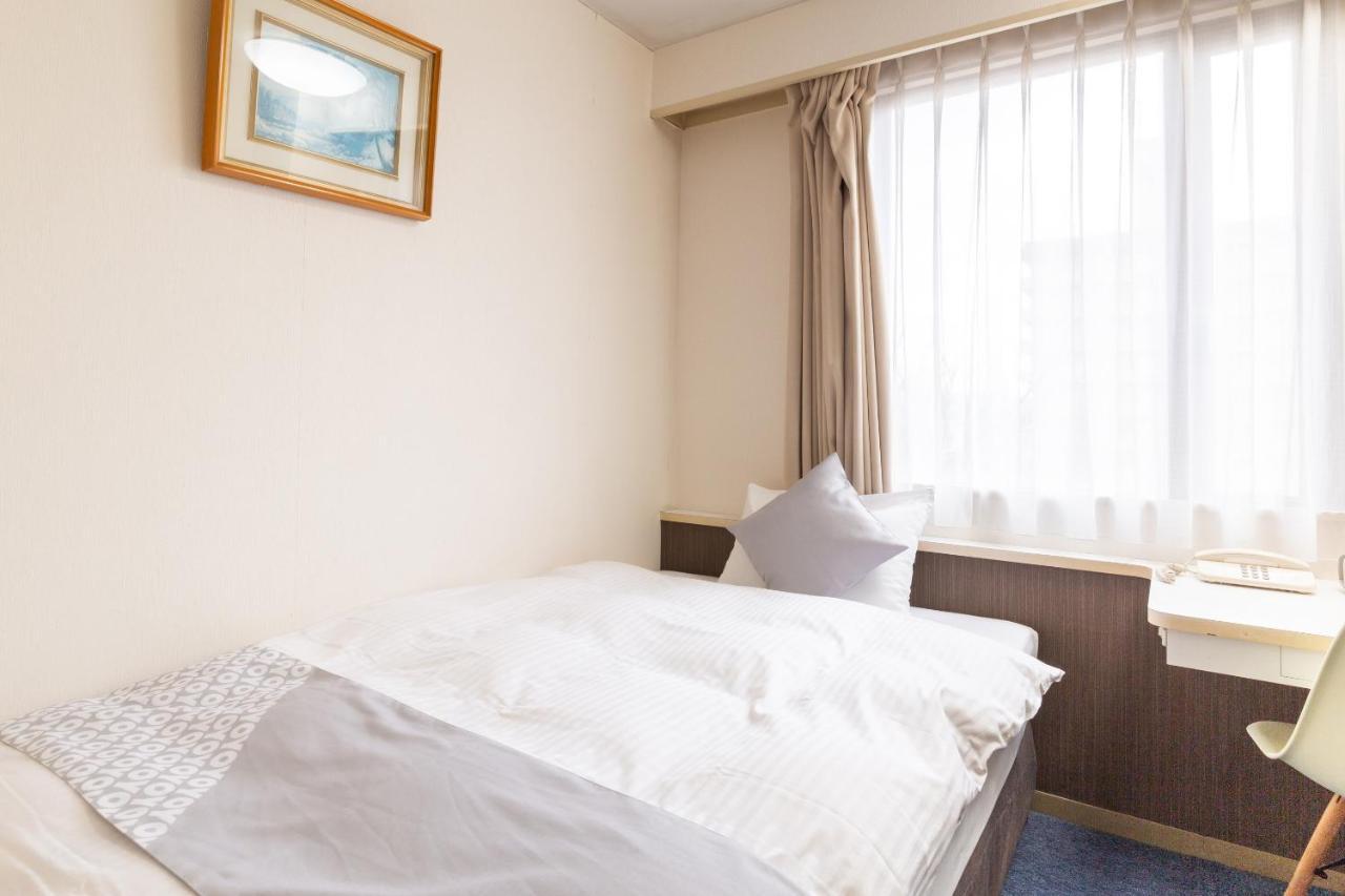 Oyo Joetsu City Hotel Kasugayama Екстер'єр фото