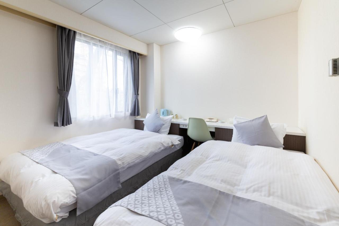Oyo Joetsu City Hotel Kasugayama Екстер'єр фото