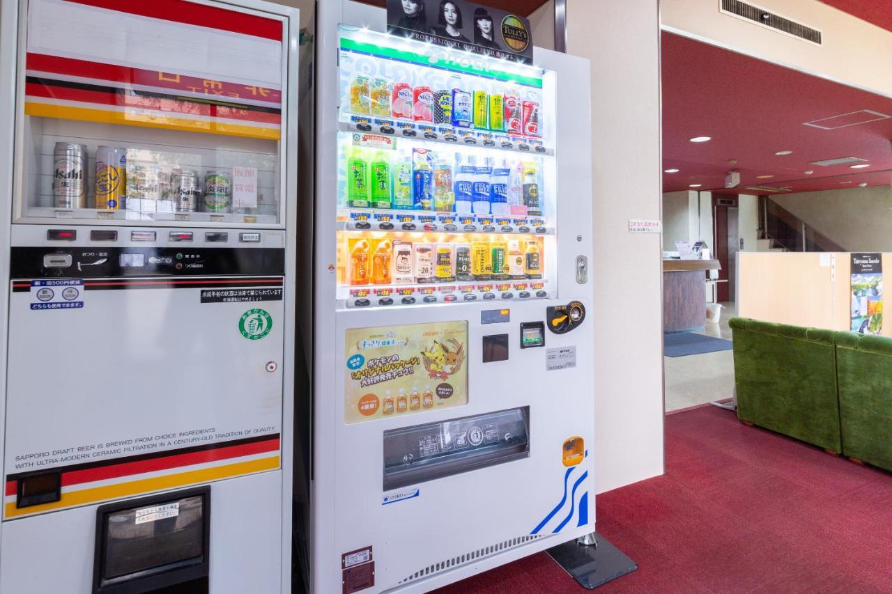 Oyo Joetsu City Hotel Kasugayama Екстер'єр фото